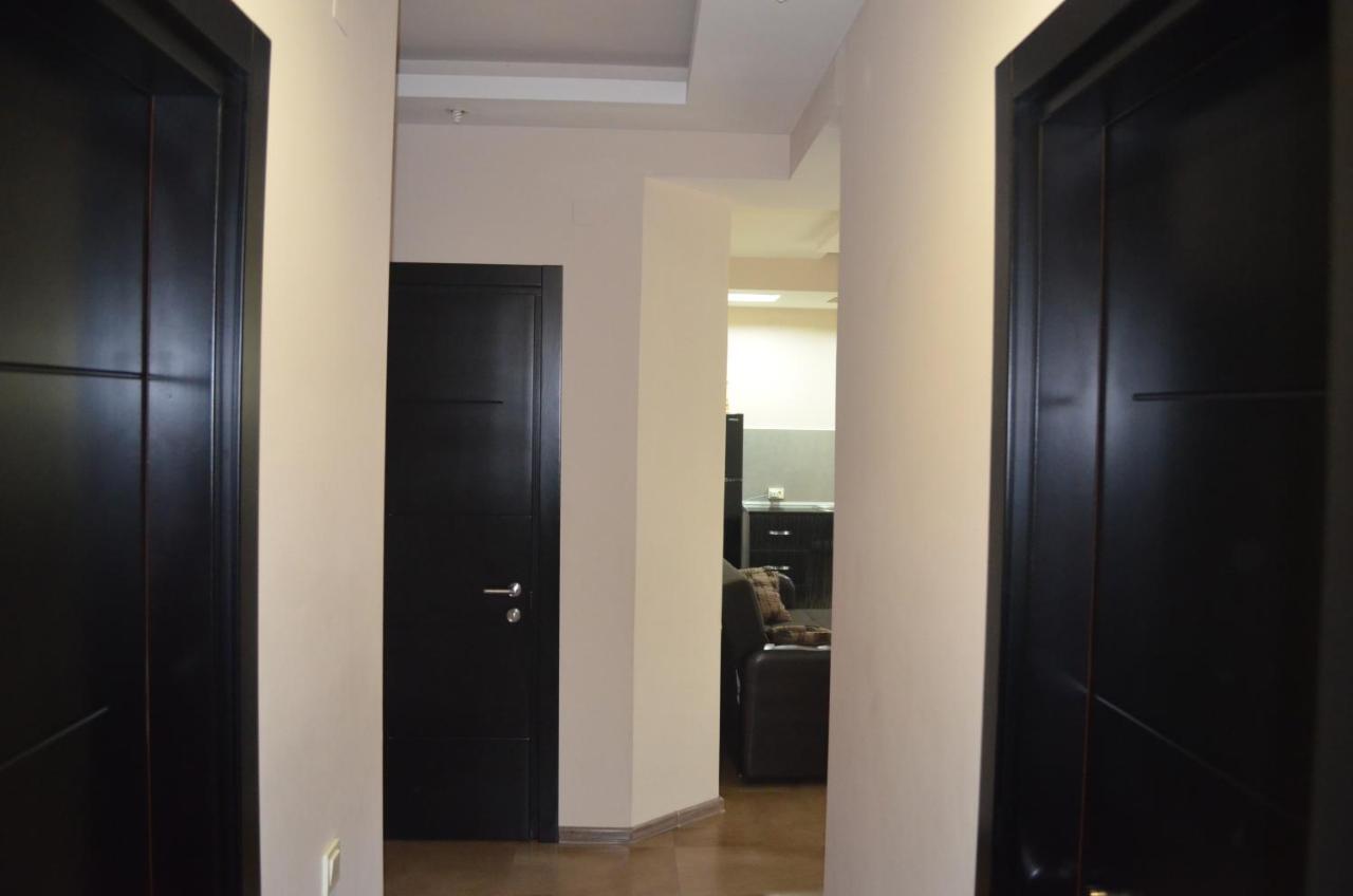 Apartment On Rustaveli Batumi Exterior foto